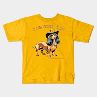 COWGIRL UP! (Dachshund wearing cowboy hat) Kids T-Shirt